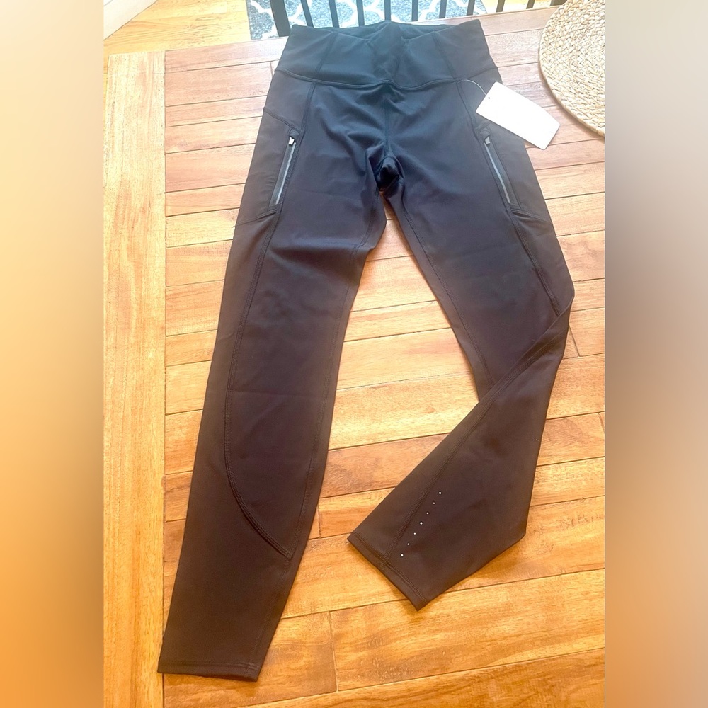 NWT Athleta Black Rainier Tight Size S